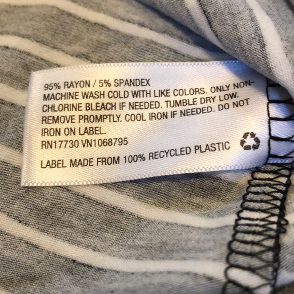 Large Black & white tank soft feel A New Day - Picture 4 of 6